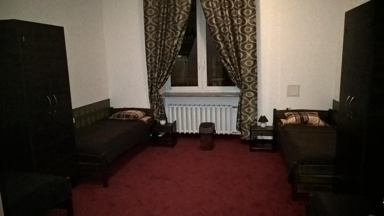Hostel Maxim Warsaw Luaran gambar