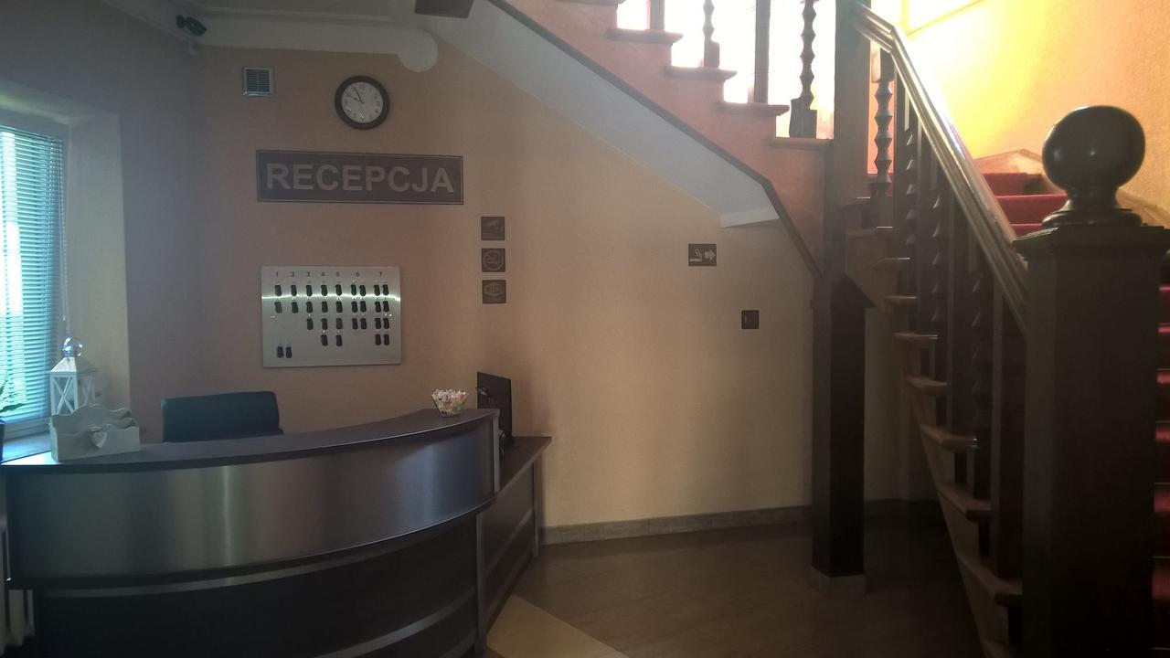 Hostel Maxim Warsaw Luaran gambar