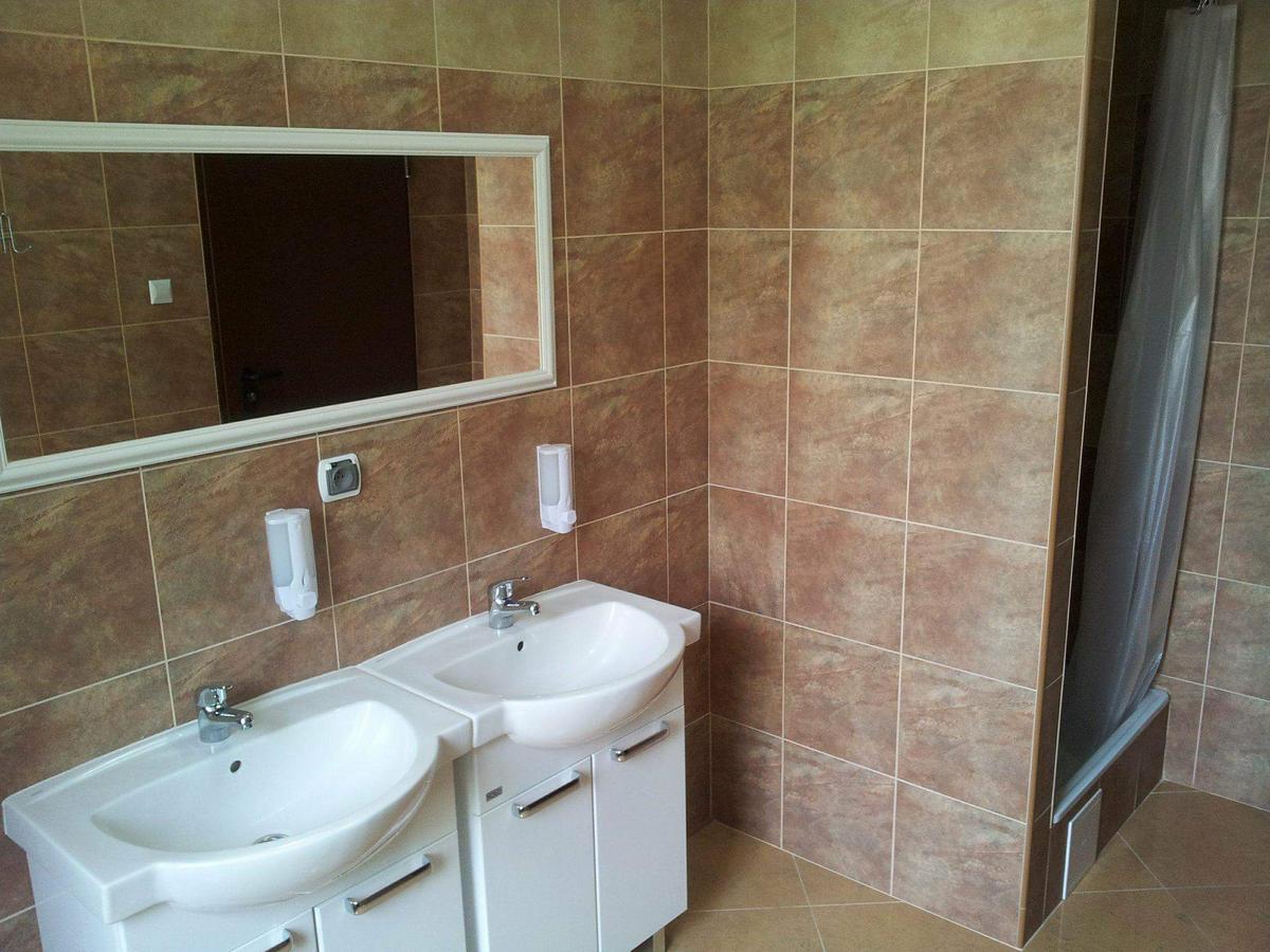 Hostel Maxim Warsaw Luaran gambar